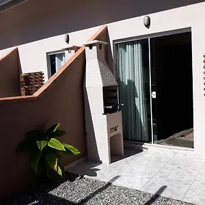 Casa Do Nei Сasa de vacaciones Bombinhas